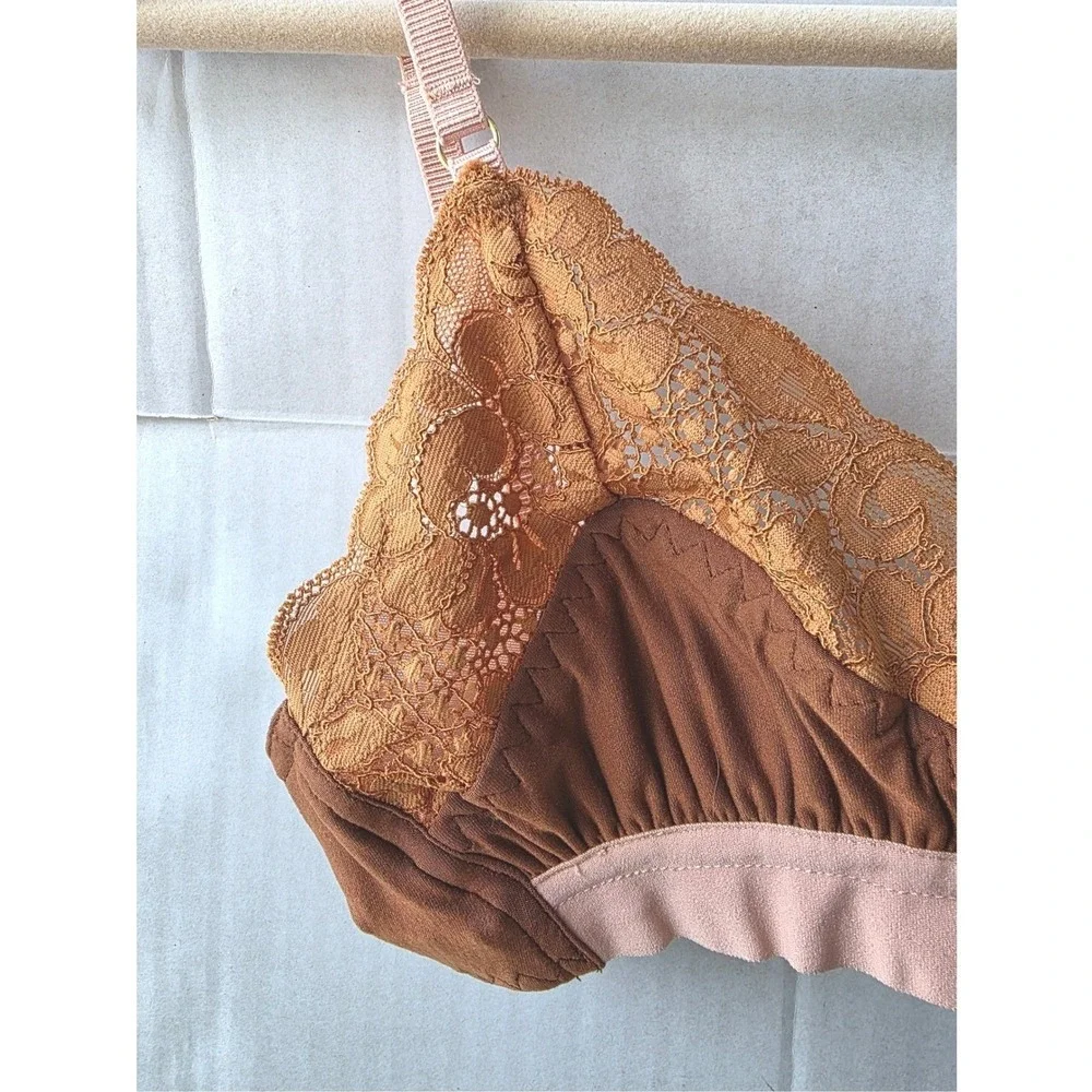 Free People We Are HAH Lace Bralette XS Wireless‎ Triangle Coquette Pink Brown